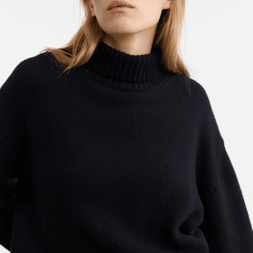 NL OMAIRASWEATER DARKNAVY detail