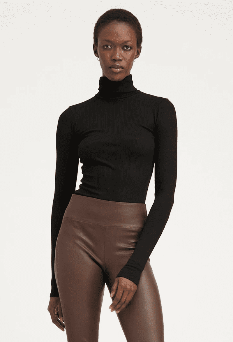 SPRWMN LONGSLEEVETURTLENECKTOP BLACK front 2