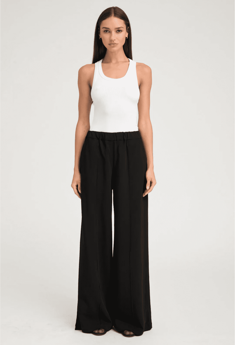 SPRWMN WIDELEGPINTUCKTROUSERS BLACKCREPE front